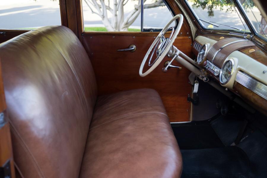  Ford V8 Super Deluxe Station Wagon 1942 года  (фото 5 из 27)